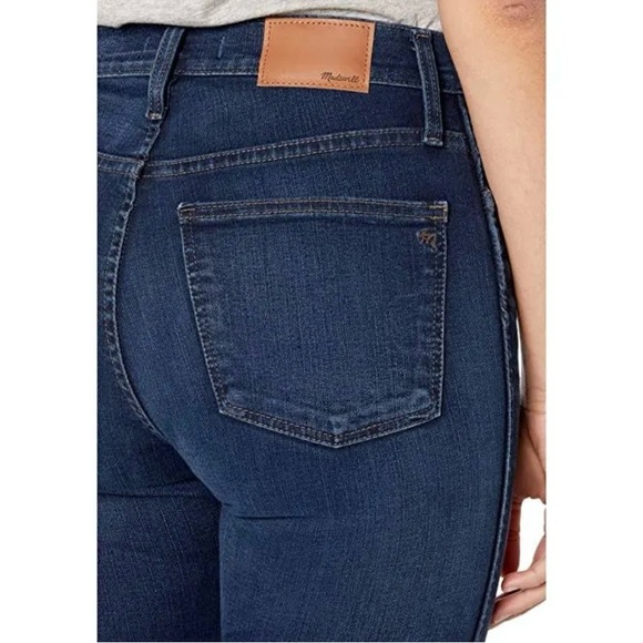 Madewell 28 10” Skinny Jeans in Hayes wash - Picture 3 of 6